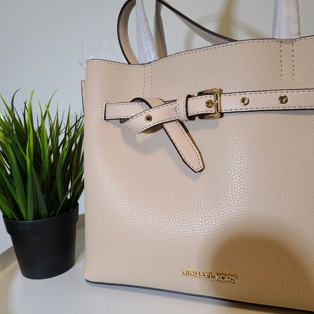 (BNWT) MK Emilia Satchel - Picture 4 of 4